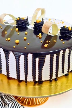 Choco Vanilla Fusion Cake