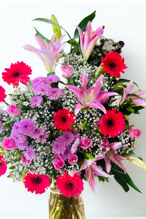 Elegant Pink Lily & Rose Bloom Vase Arrangement